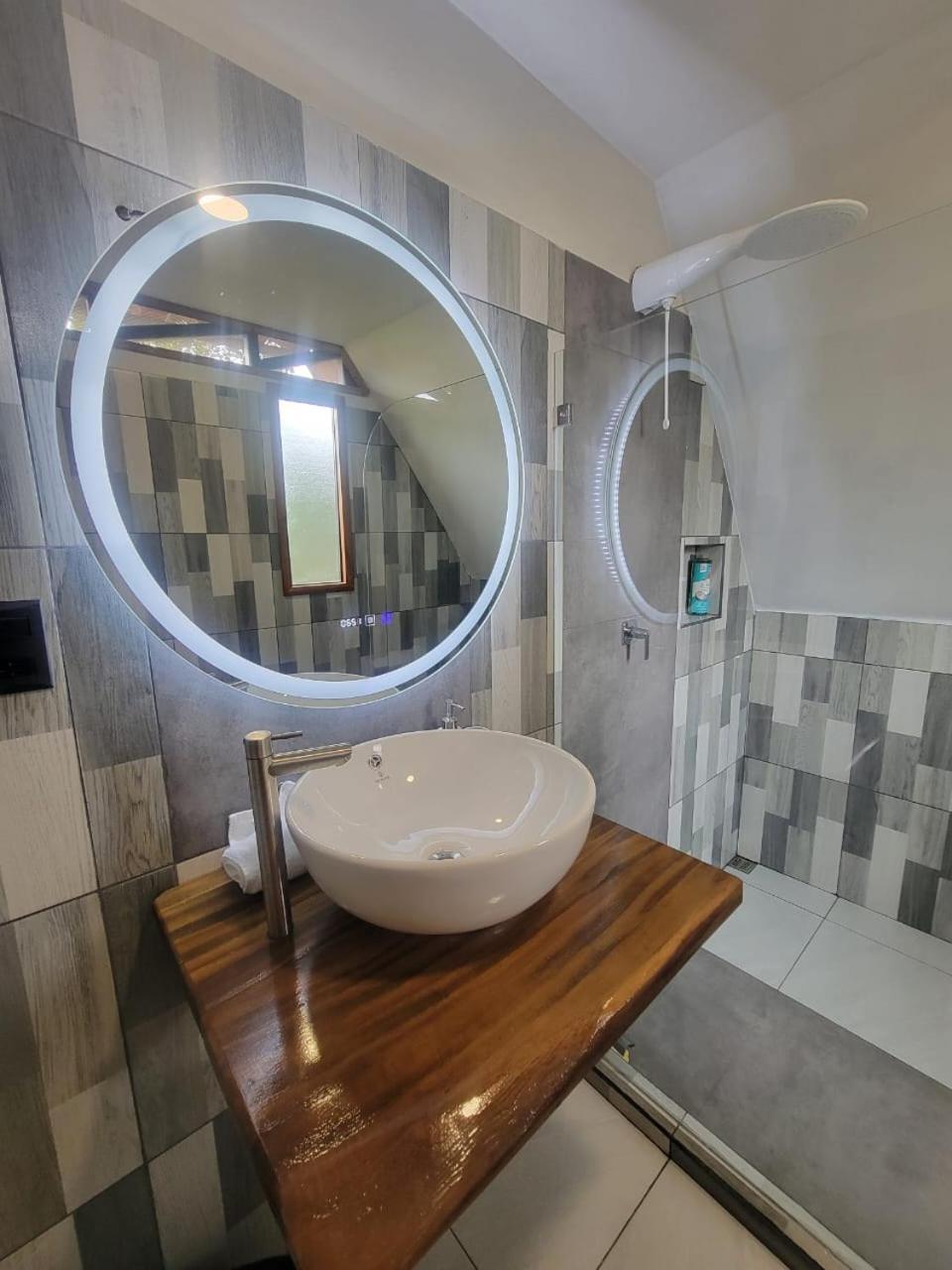Myra Chalets Bijagua Bagian luar foto